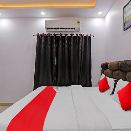 Hotel Oyo Flagship 81064 Chaudhary In Gorakhpur Exteriér fotografie