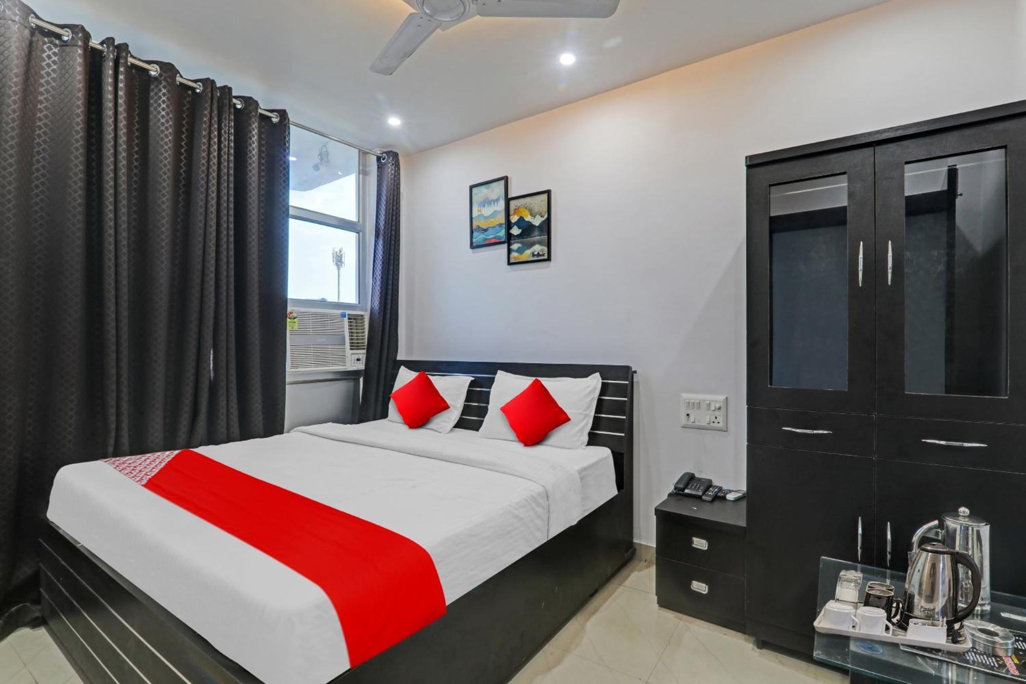 Hotel Oyo Flagship 81064 Chaudhary In Gorakhpur Exteriér fotografie